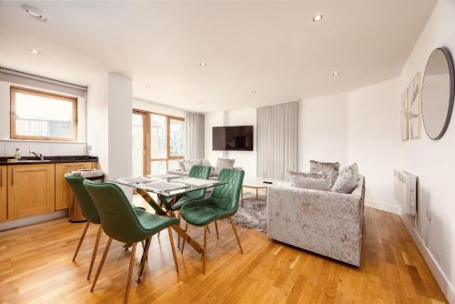 Central Leeds Dock Apt, Free Secure Parking! 2 bed, Leeds (Foto 10)