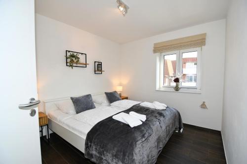 Apartment with Balcony image 10