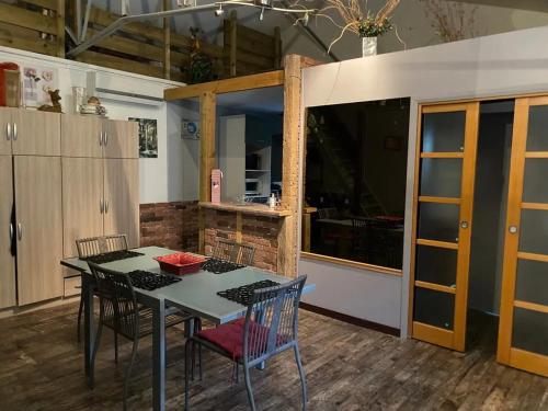 Seadmed, Chalets confortables à Ventenac-Cabardès 130 m² avec piscine partagée (Chalets confortables a Ventenac-Cabardes 130 m² avec piscine partagee) in Ventenac-Cabardes