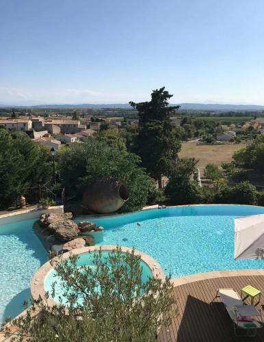 Vaade, Chalets confortables à Ventenac-Cabardès 130 m² avec piscine partagée (Chalets confortables a Ventenac-Cabardes 130 m² avec piscine partagee) in Ventenac-Cabardes