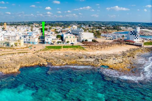 IL Comandante a 100 m dalla spiaggia