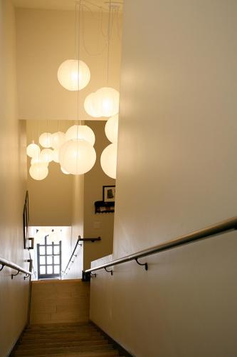 Designer Penthouse with Rooftop Deck Near Downtown and Lookout Mtn in Chattanooga, USA