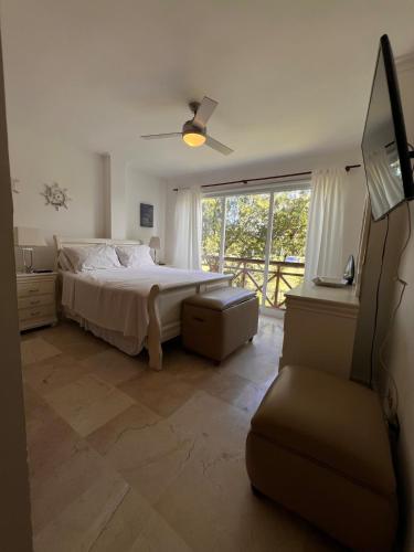 Two-Bedroom Apartment image 4