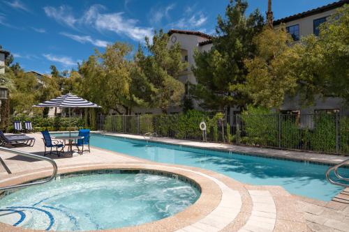 Tuscany Suites & Casino - image 10