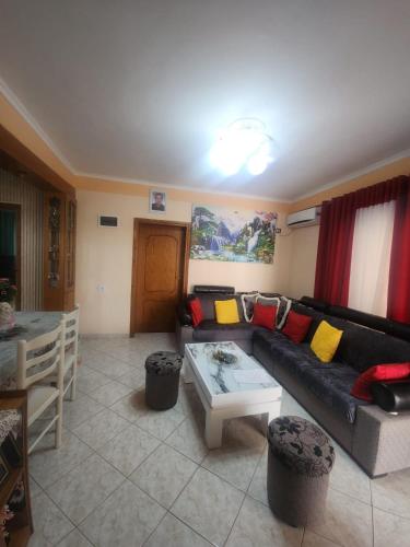 Villa image 2