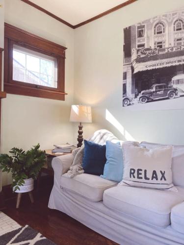 Bungalow Bills Cozy and convenient to Rupp Arena UK Horse Park and Keeneland in Eastside