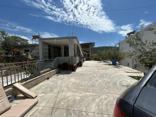 Villa Teuta's Ksamil - image 3