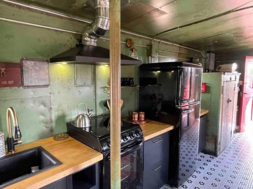 Midnight Train to Marfa 1948 Caboose in Форт Девіс