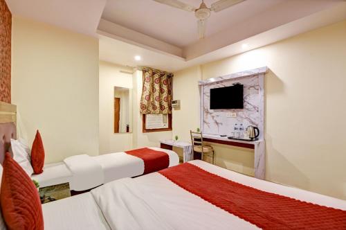 Hotel Coral Plaza - Near Connaught Place – Delhi, NY