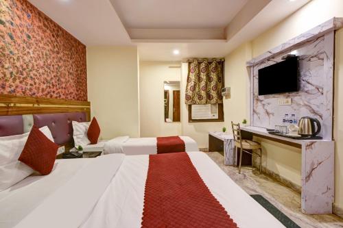 Hotel Coral Plaza - Near Connaught Place – Delhi, NY
