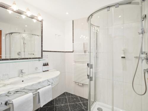 Hotel Alpenjuwel 4 Sterne Superior Room Type - Deluxe Double Room with Shower