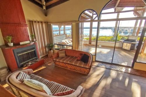 Playa Plateada Beach House, Ensenada