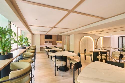 Ресторант, Hotel Lincoln in Medellín