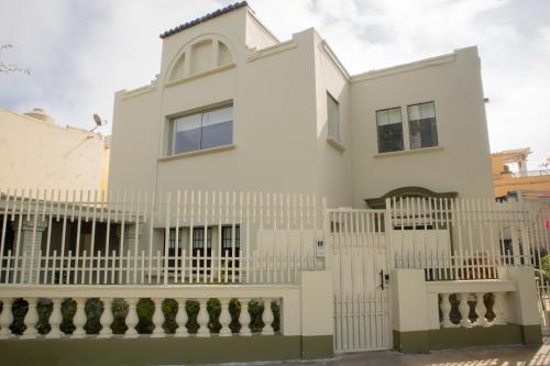 Casa la Paz by Wynwood House
