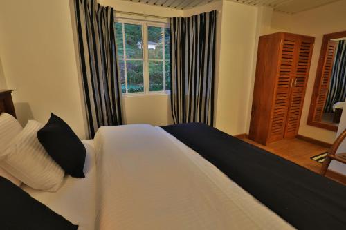 Lemas Holiday Bungalow - image 3