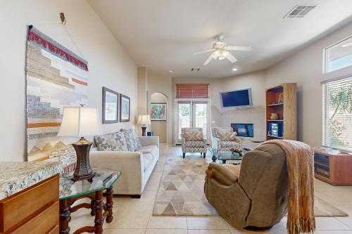 Lovely La Quinta Permit# 66318 - Tap to explore photos