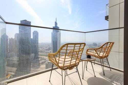 Sea & City Views - Burj Crown - 5 Min Walk to Mall, Dubaj (zdjęcie 2)