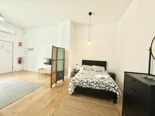 Aluche Aparment B - image 12