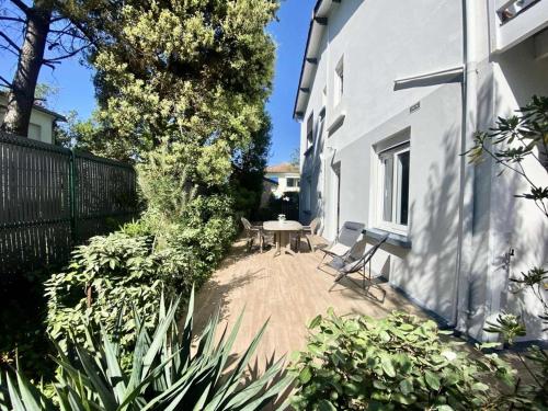Résidence 040-soulac Sur Mer - 040 - Rez-de-chaussée classé 2 d'une charmante villa MAE-6081 - Location, gîte - Soulac-sur-Mer