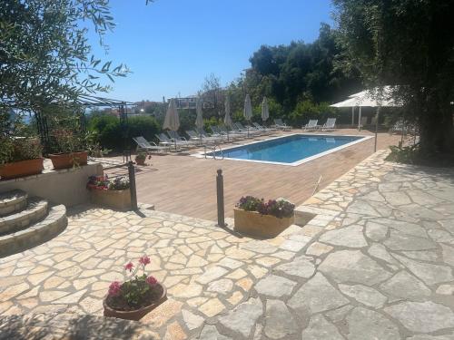 Magda's Hotel Apartments 3