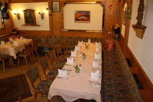 Restaurant, Hotel-Dorfler Garni in Kahl Am Main