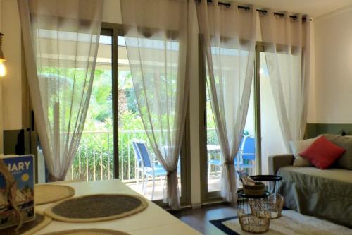 Appartement résidentiel proche mer - Location saisonnière - Sanary-sur-Mer