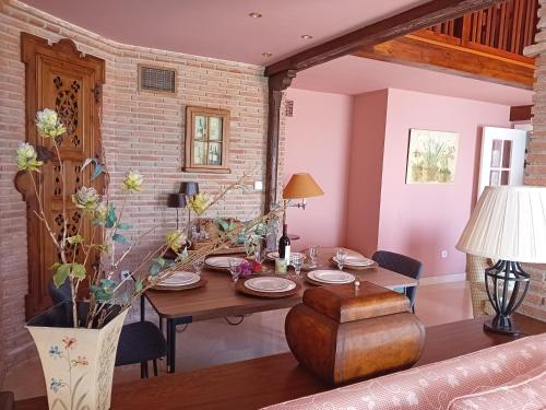Three-Bedroom Apartment image 1