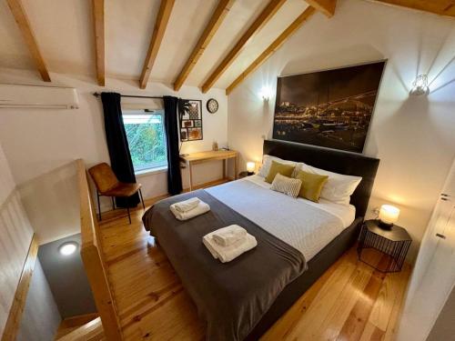 Mezzanine cozy house 1