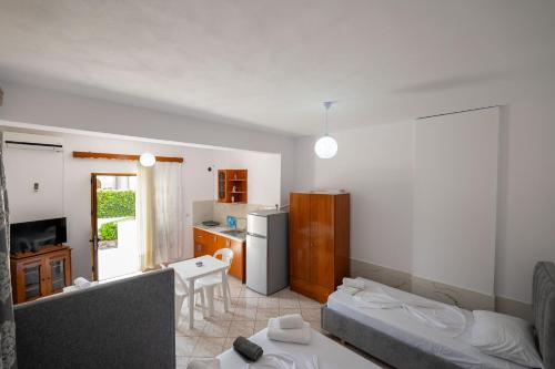 Villa Tre Motrat Ksamil - image 4