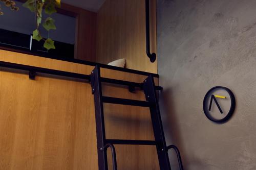 Single Bed in Dormitory Room image 6