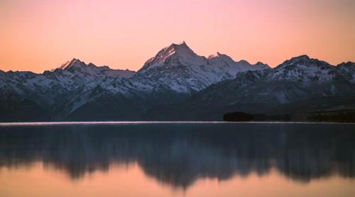สภาพแวดล้อมโดยรอบ, Simons Hill in the NZ Dark Sky Reserve in ทวิเซล