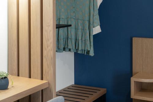 Captain's Seafront Apartments Room Type - Deluxe Double Studio