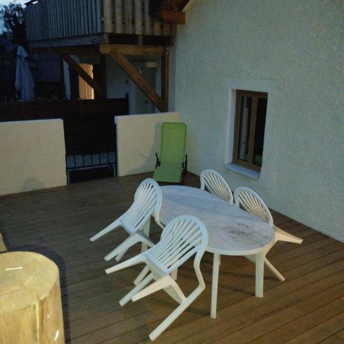 House 20 minutes from Geneva & beaches in Szentcergues