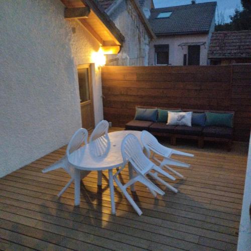 House 20 minutes from Geneva & beaches in Szentcergues
