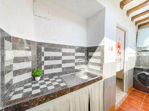 Bubbly Hostel Marrakech - image 5
