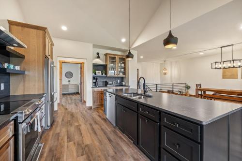 Kitchen, Black Hills Haven in Sturgis (SD)