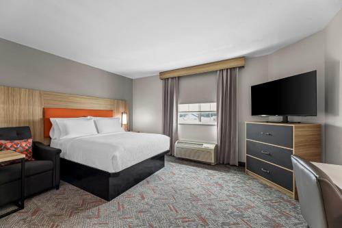 캔들우드 스위트 플로우드, MS 바이 IHG