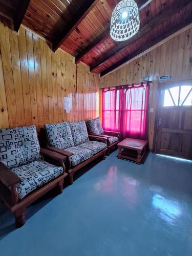 Cabaña Buena Madera (Cabana Buena Madera) in 예르발 누에보