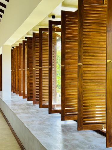 Balcony/terrace, Lake Round Luxury House in Kurunegala Town North