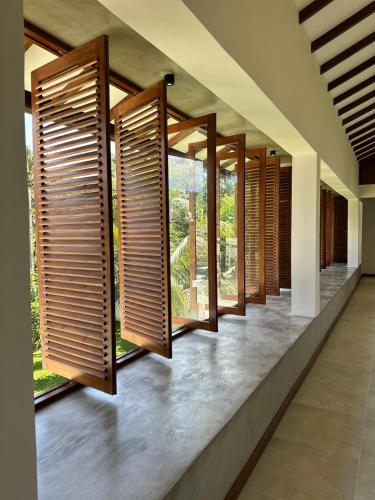 View, Lake Round Luxury House in Kurunegala Town North