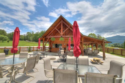 Iekārtas, Stunning Smoky Mountain Views! - 3 King Bedrooms in Wears Valley (TN)
