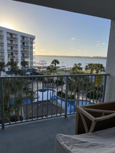 Gulf Shores Surf and Racquet Club Unit 406C in Costas do Golfo (AL)