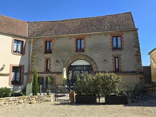 Grand gîte rénové avec terrasse, parking privé et équipements complets, proche Versailles et nature - FR-1-527-41 gîte à louer Vicq