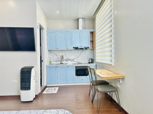 ห้องส่วนกลางสำหรับนั่งเล่น/ดูทีวี, ANVI HOUSE - Vinhomes Marina Hải Phòng in ไฮฟอง