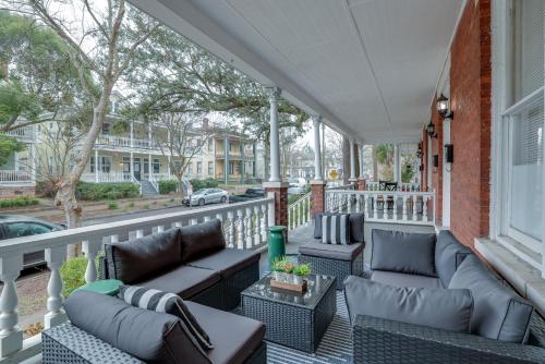 A szálláshely kívülről, Red Brick Beauty in Downtown near Forsyth Park
