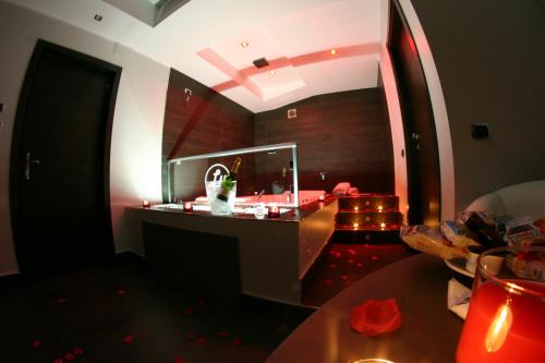 Hotel Luxor - image 6