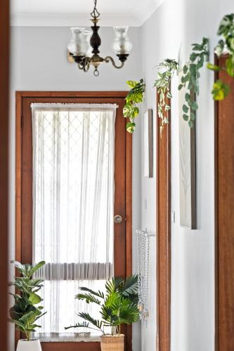 Double Room in Belmore - Ideal Stay with Great Convenience - Shared Bathroom in Marrickville