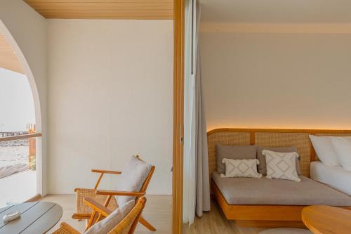 Tasana bar and luxury resort, Bang Lamung, Chon Buri