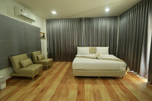 . Khumsaps Hotel - ขุมทรัพย์โฮเทล