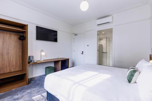 The Lakes Hotel Rosebery - image 3